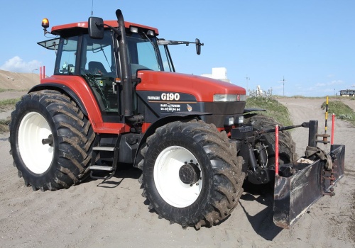 Samochodowe marki ciągników. Fiat, Renault i Mercedes w rolnictwie