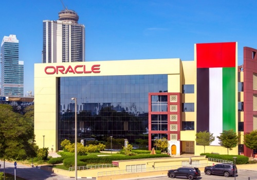 Biuro amerykańskiego giganta w Dubaju uszkodzone. Spełniają się groźby Iranu