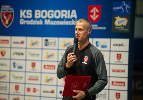 Przed mistrzostwami świata Polacy będą trenować późnym wieczorem