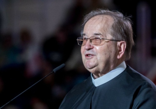 Wcale nie co łaska. Oto ceny w kawiarni o. Rydzyka, tyle trzeba zapłacić za dwudaniowy obiad