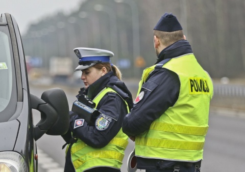 Wielkanoc na drogach: 12 ofiar i 599 pijanych kierowców w dwa dni