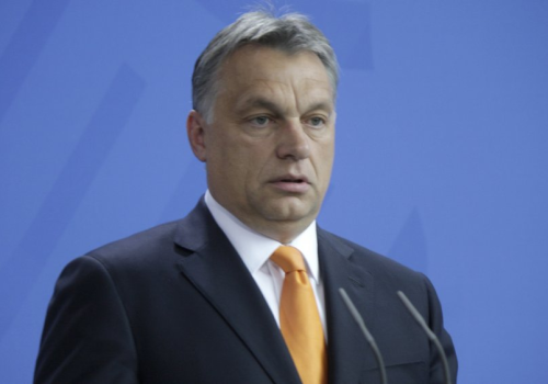 Orbán oskarżony o masowe 