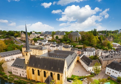 Luksemburg to idealne miejsce na wypad. Darmowy internet i transport kuszą