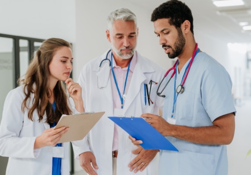 Lekarze z Ukrainy masowo wygrywają w sądach. Ponad 300 spraw