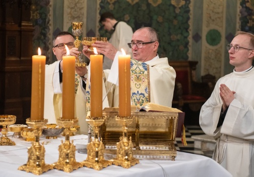 Bp Stułkowski na Wielkanoc: Miłość Zmartwychwstała niech będzie Waszym kompasem