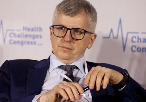 Tacy pacjenci powinni być monitorowani bliżej domu. Prof. Rutkowski: 