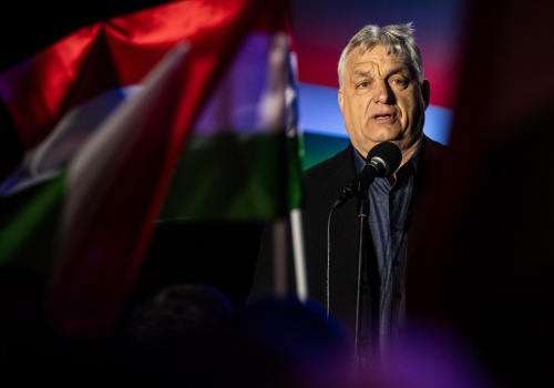 Poważny incydent w Serbii. Magyar sugeruje: Operacja pod fałszywą flagą