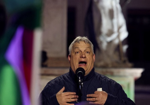 Orban zwołał Radę Obrony Węgier. Skierował żołnierzy do ochrony gazociągu