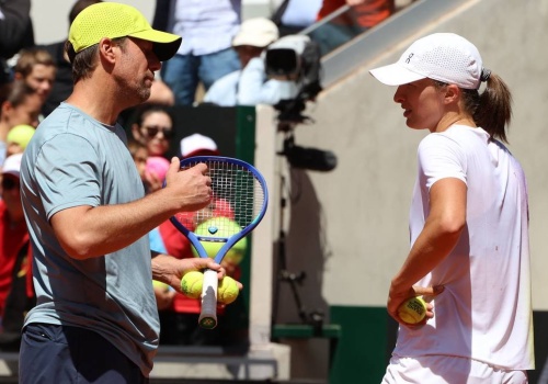 Cała Belgia mówi jednym głosem! Oto powód rozstania Świątek z Fissette’em