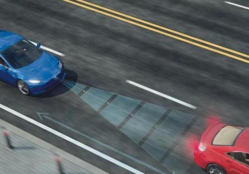 Obowiązkowe systemy bezpieczeństwa w nowych samochodach od 2026 roku