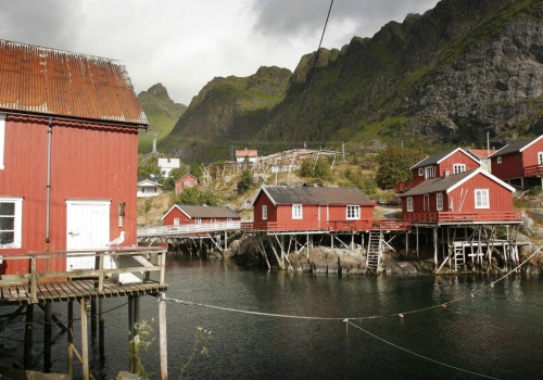 Należą do najbogatszych na świecie. Obcokrajowcy wykupują ich domy. Wszystko przez słabą walutę