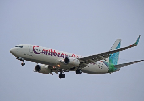 Poród w samolocie do Nowego Jorku. Kontroler lotów wybrał imię dla chłopca