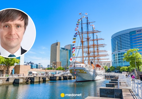 Został pierwszym polskim lekarzem w Japonii. 