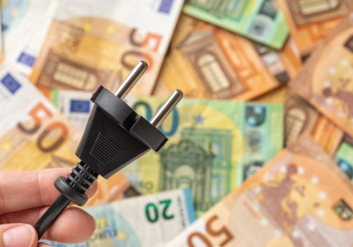 Energia słoneczna pozwoliła Europie zaoszczędzić 3 mld euro. Znamy lidera