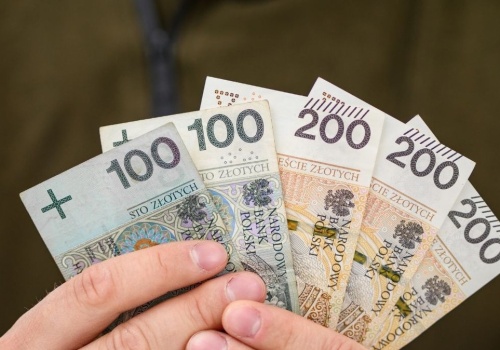 Do kiedy trzeba złożyć wniosek o 800 plus? Tak zachowasz ciągłość wypłat