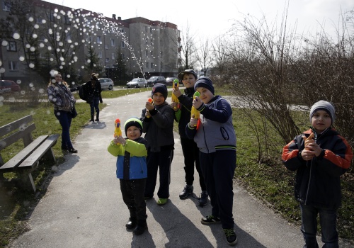 Lany Poniedziałek – więcej niż tylko zabawa wodą