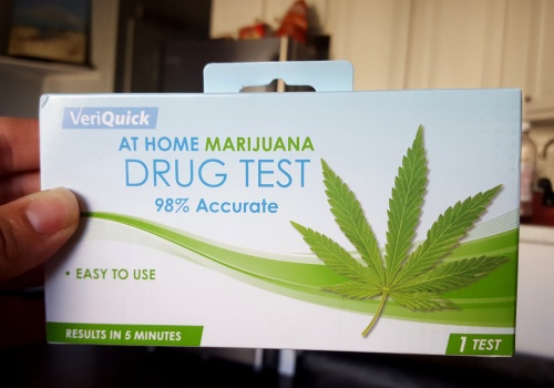 Monitoring, testy na narkotyki i przeszukania. Co wolno pracodawcy?