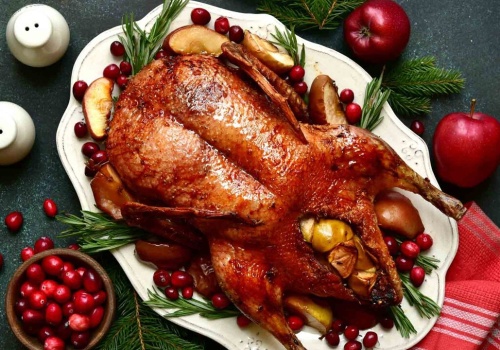 Aromatyczna kaczka nadziewana jabłkami. Klasyka, która zawsze się obroni