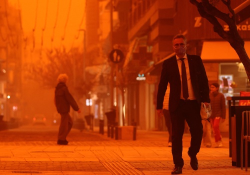 Afrykański pył z Sahary dusi Europę. „Kalima nie uznaje granic”