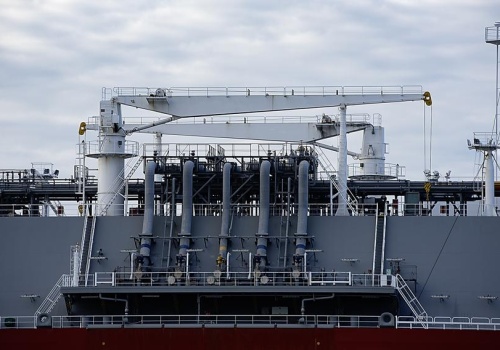 Przełom w Zatoce Perskiej? Pierwsze statki z LNG testują blokadę Cieśniny Ormuz