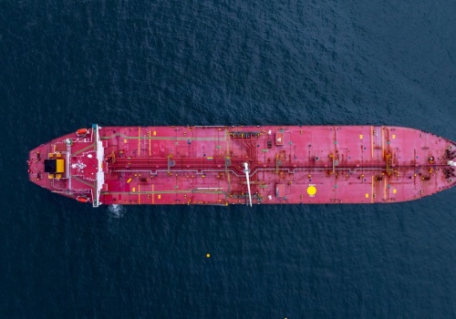 Coś drgnęło w cieśninie Ormuz. 