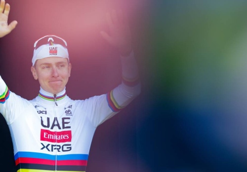 Pogacar może zostać ukarany. Przejechał na czerwonym świetle