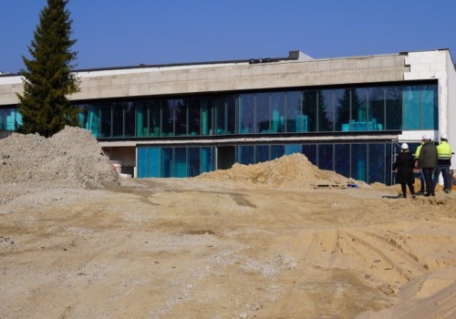 Jesienią popływamy w skarżyskim basenie