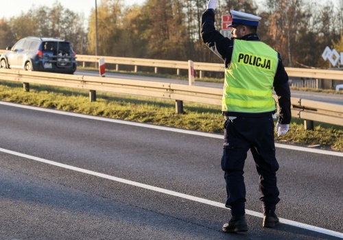Jaka jest dopuszczalna prędkość na drodze ekspresowej? Pułapka w przepisach