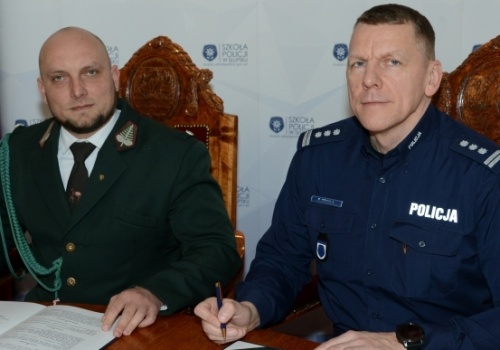 Myśliwi nauczą policjantów tropić, a funkcjonariusze łowczych – posługiwać się bronią