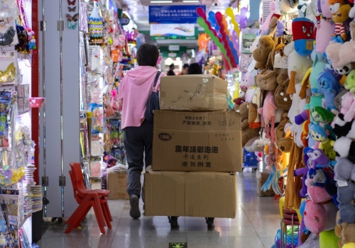 Towar z Chin pod lupą UE. Tysiące niebezpiecznych produktów