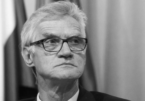 Podkomisja smoleńska żegna śp. dr. Kazimierza Nowaczyka. „Jego życie było świadectwem niezłomności ducha”