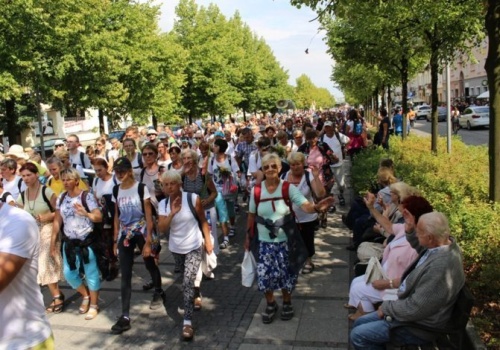 Zbadają fenomen pielgrzymowania. UJD i Częstochowska Organizacja Turystyczna łączą siły