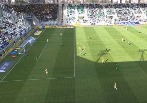 Cyrk w Ekstraklasie! Bramkarz popełnił katastrofalny błąd