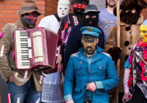 W lany poniedziałek mieszkańców poznańskiej Ławicy odwiedzają Żandary