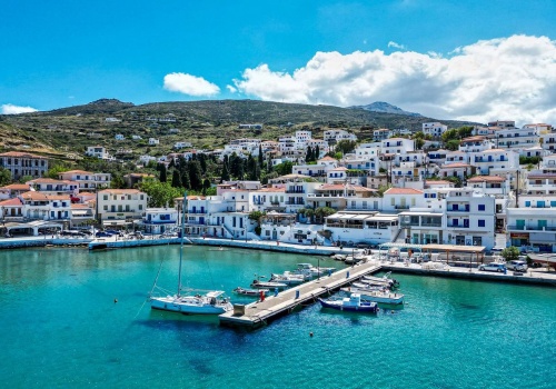 Ta wyspa przebija Zakynthos i Rodos. Plaże jak z Karaibów, a wino? Kupisz za grosze