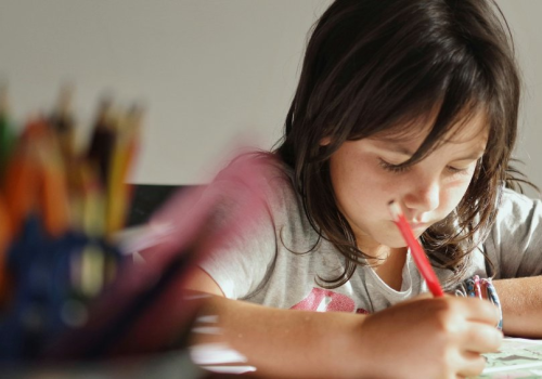 Dzieci w szkole nie uczą się angielskiego. 8 lat nauki, a dziecko mówi jak tłumacz Google