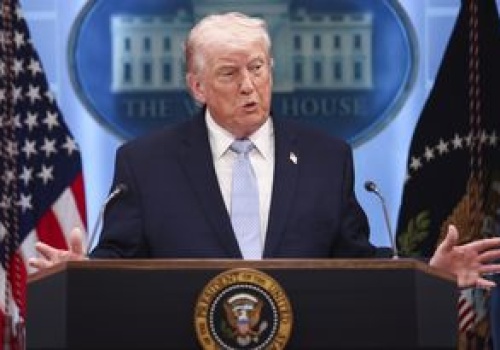 Trump szuka źródła przecieku. 