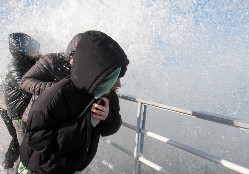 Gwałtowne wichury i burze w Polsce. Blisko 3 tysiące interwencji strażaków