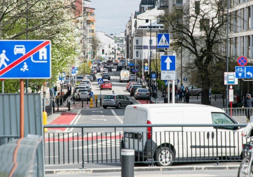 Przeoczysz ten znak i zapłacisz nawet 1500 zł kary. Kierowcy wpadają w tę pułapkę jeden po drugim