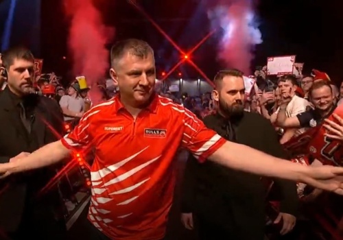 Ratajski się nie zatrzymuje! Były mistrz świata bez szans