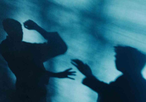 Nie jesteśmy skazani na przemoc. Nowe badania podważają mit