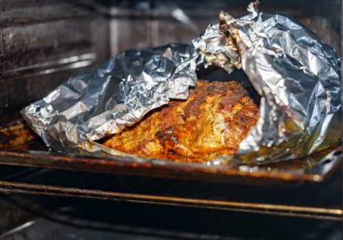 Zakazane produkty do owijania w folię aluminiową. Nigdy więcej nie zawijaj ich w te sreberka