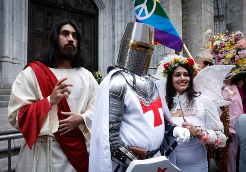 USA: Parada Wielkanocna i festiwal fantazyjnych kapeluszy na nowojorskim Manhattanie