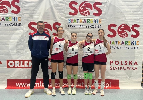 Biało-zielone siatkarki na zgrupowaniu kadry