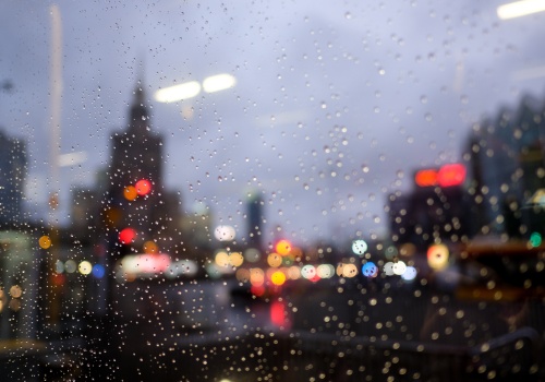 Wiosenne chłody w Warszawie. Prognoza na najbliższe trzy dni