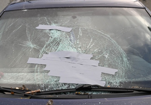 Kolejny dzień z silnym wiatrem. Nowe alerty IMGW