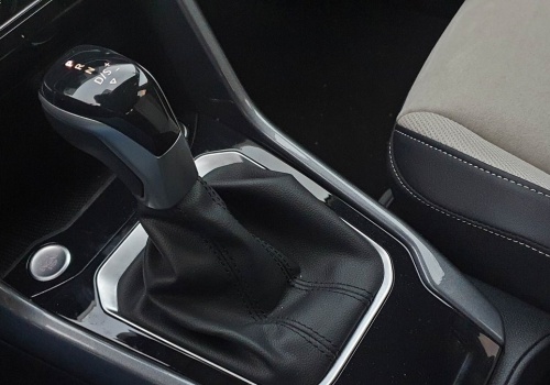 Auto używane z DSG i skrzynia szarpie? Jedna czynność ratuje sytuację