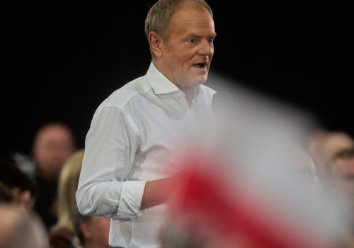 Politolog: Donald Tusk uprawia politykę odpowiadania na 