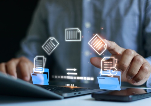 Backup na dysku zewnętrznym, czy może chmura? Plusy i minusy