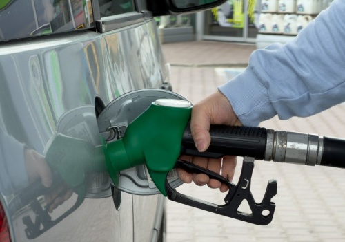 Polacy wypowiedzieli się o cenach paliw. Większość chce konkretnego rozwiązania